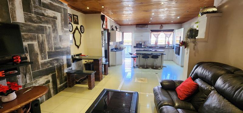 6 Bedroom Property for Sale in Craigieburn KwaZulu-Natal