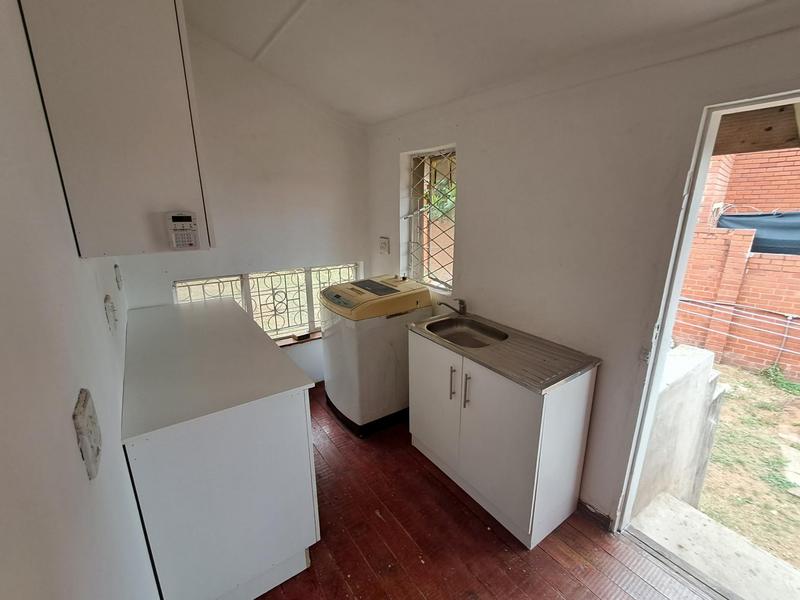 To Let 1 Bedroom Property for Rent in Overport KwaZulu-Natal
