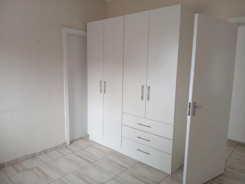 To Let 2 Bedroom Property for Rent in Overport KwaZulu-Natal