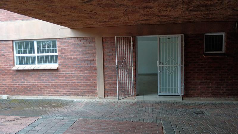 To Let 3 Bedroom Property for Rent in Sherwood KwaZulu-Natal