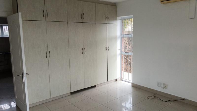 To Let 3 Bedroom Property for Rent in Sherwood KwaZulu-Natal