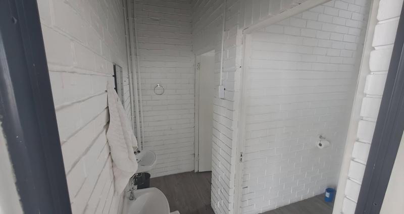 To Let commercial Property for Rent in Windermere KwaZulu-Natal