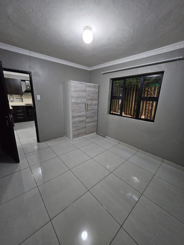 To Let 2 Bedroom Property for Rent in Durban North KwaZulu-Natal