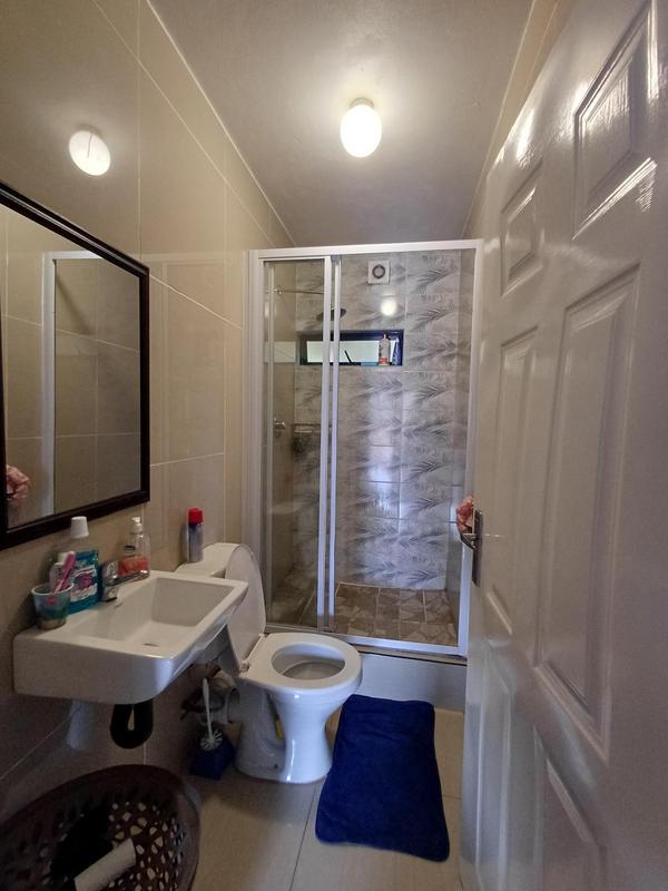 To Let 2 Bedroom Property for Rent in Durban North KwaZulu-Natal