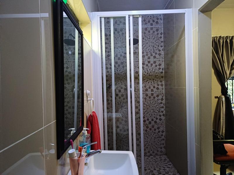 To Let 2 Bedroom Property for Rent in Durban North KwaZulu-Natal