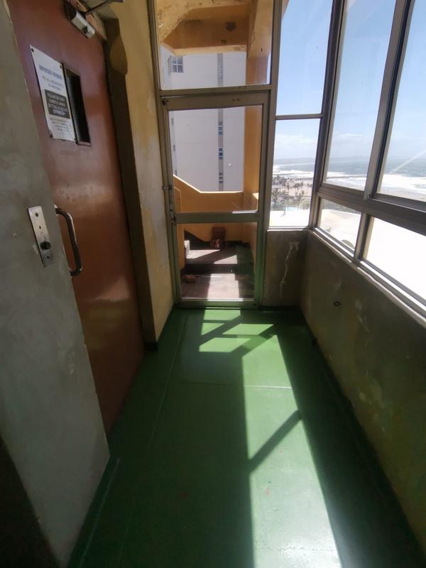 2 Bedroom Property for Sale in Durban Central KwaZulu-Natal