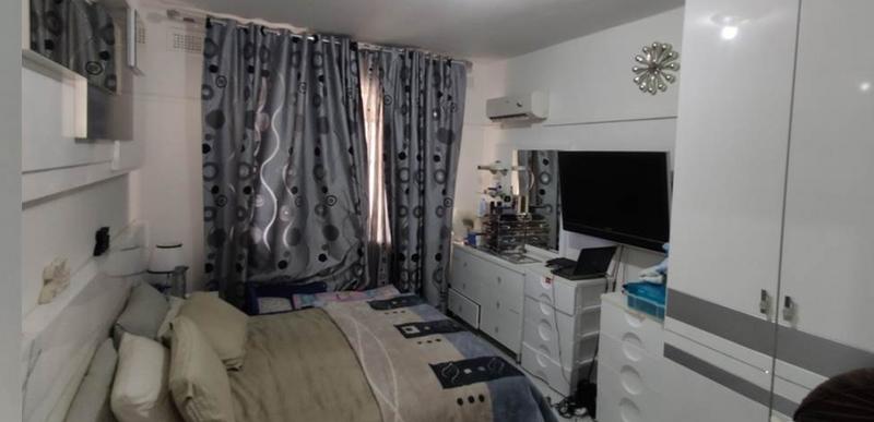 1 Bedroom Property for Sale in Musgrave KwaZulu-Natal