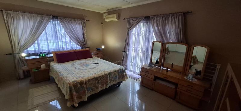 4 Bedroom Property for Sale in Overport KwaZulu-Natal