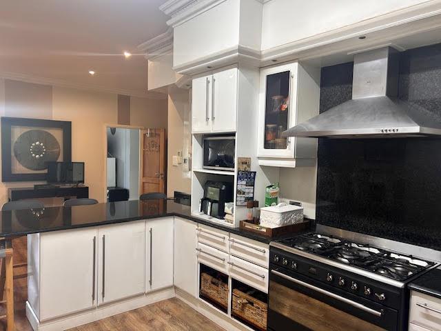 To Let 4 Bedroom Property for Rent in Musgrave KwaZulu-Natal