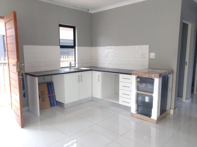 To Let 3 Bedroom Property for Rent in Shakaskraal KwaZulu-Natal