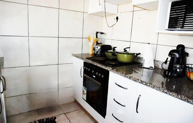 To Let 2 Bedroom Property for Rent in Pinetown KwaZulu-Natal