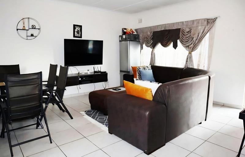 To Let 2 Bedroom Property for Rent in Pinetown KwaZulu-Natal