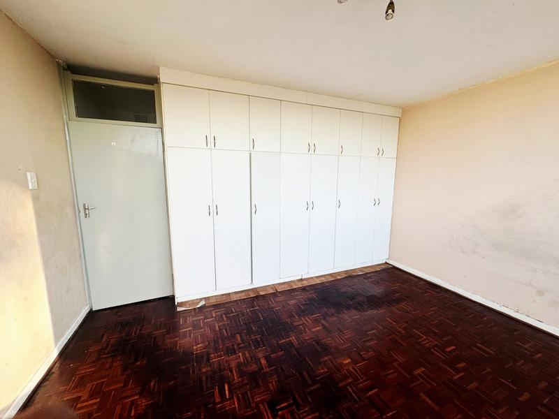 2 Bedroom Property for Sale in Pinetown KwaZulu-Natal
