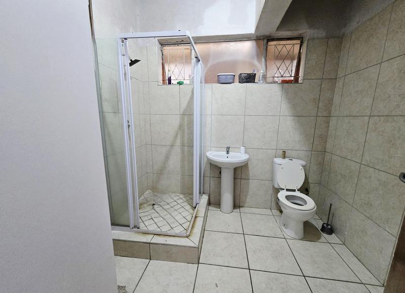 2 Bedroom Property for Sale in Pinetown KwaZulu-Natal