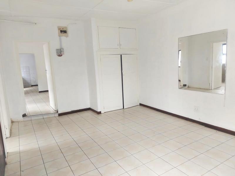 To Let 1 Bedroom Property for Rent in Lawrence Rocks KwaZulu-Natal