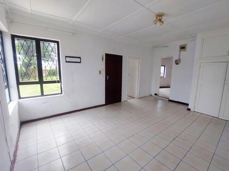 To Let 1 Bedroom Property for Rent in Lawrence Rocks KwaZulu-Natal