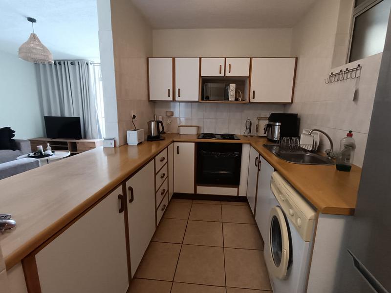 To Let 3 Bedroom Property for Rent in Margate Beach KwaZulu-Natal