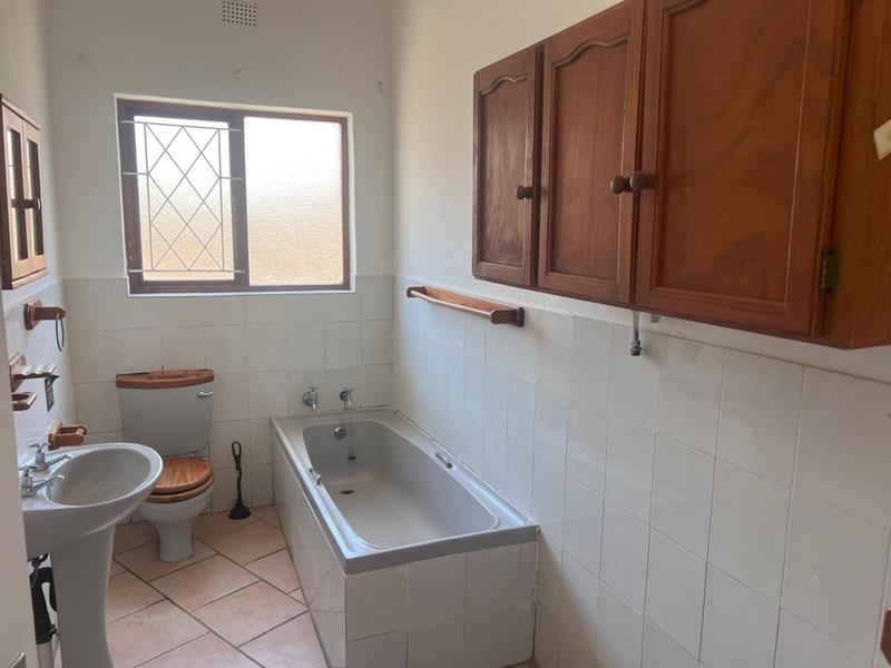 To Let 3 Bedroom Property for Rent in Shelly Beach KwaZulu-Natal