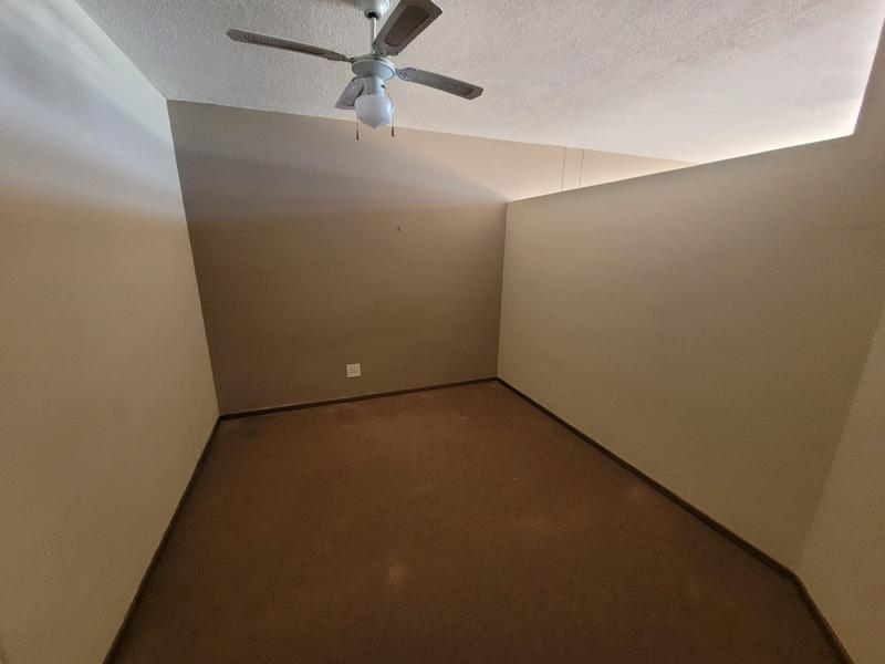 2 Bedroom Property for Sale in Manaba Beach KwaZulu-Natal