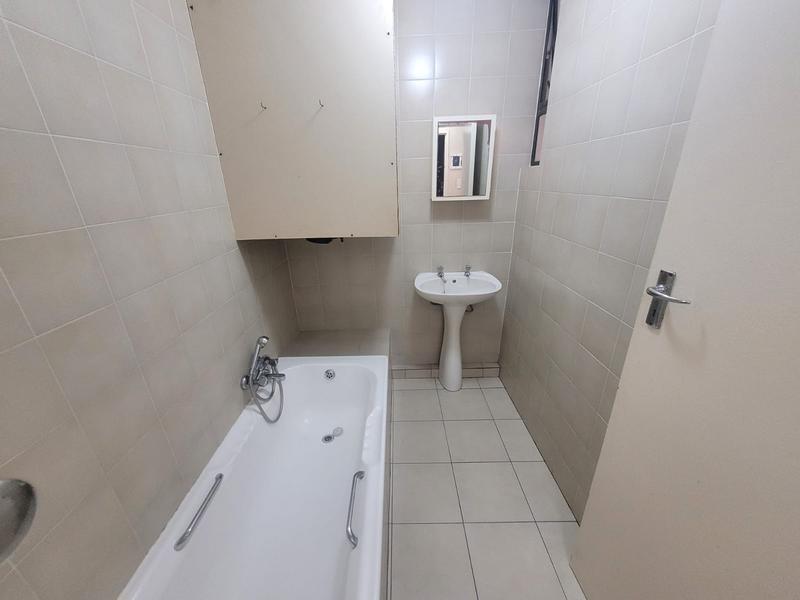 2 Bedroom Property for Sale in Manaba Beach KwaZulu-Natal