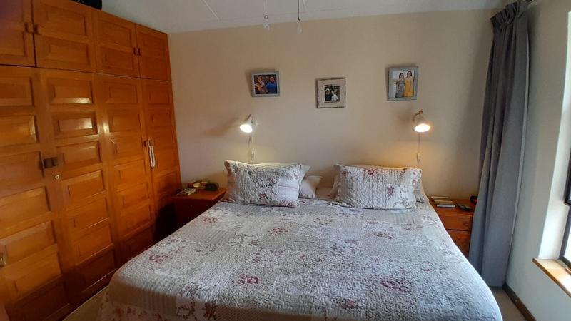 3 Bedroom Property for Sale in Uvongo KwaZulu-Natal