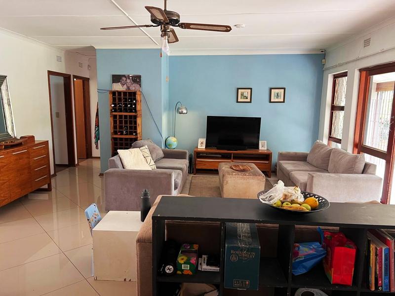 4 Bedroom Property for Sale in Port Edward KwaZulu-Natal