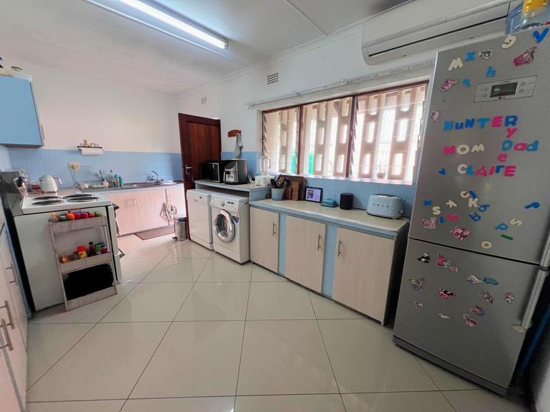 4 Bedroom Property for Sale in Port Edward KwaZulu-Natal