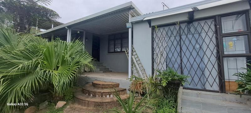 5 Bedroom Property for Sale in St Michaels On Sea KwaZulu-Natal