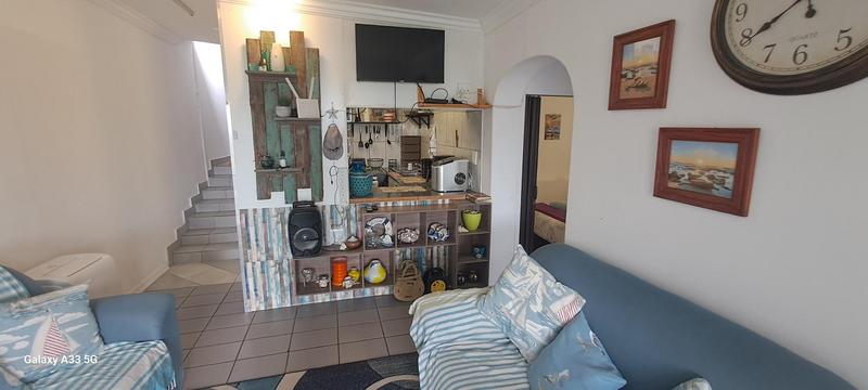 5 Bedroom Property for Sale in St Michaels On Sea KwaZulu-Natal