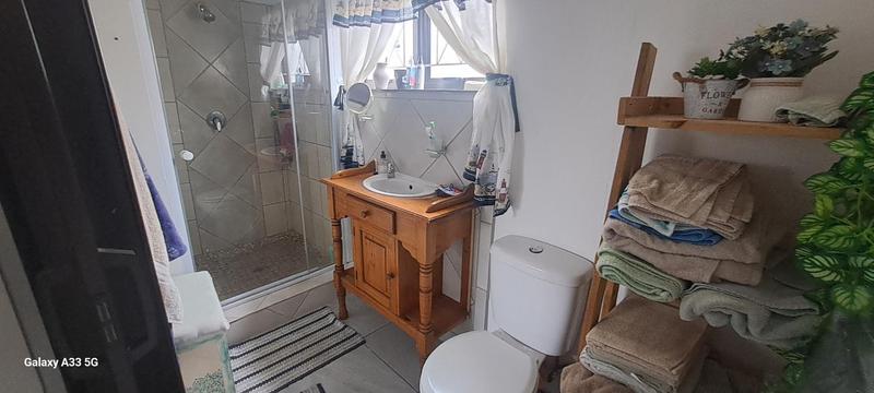 5 Bedroom Property for Sale in St Michaels On Sea KwaZulu-Natal