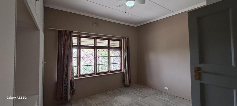 5 Bedroom Property for Sale in St Michaels On Sea KwaZulu-Natal