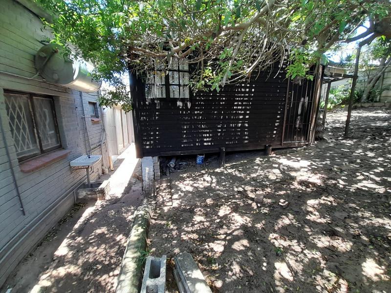 5 Bedroom Property for Sale in St Michaels On Sea KwaZulu-Natal