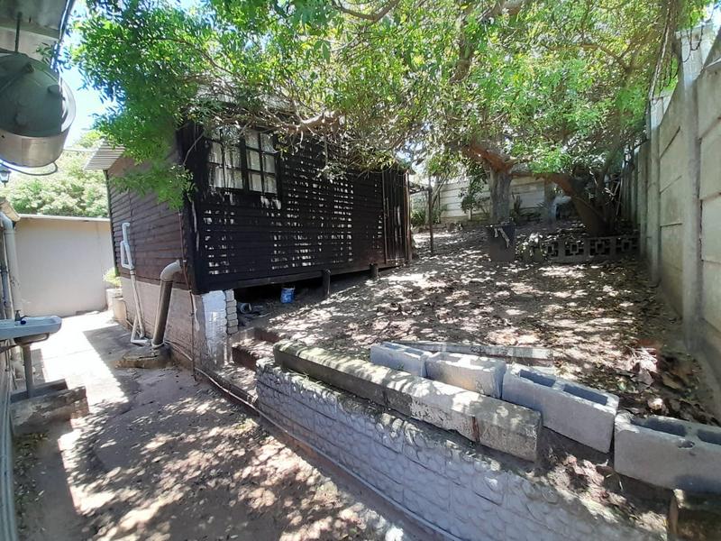 5 Bedroom Property for Sale in St Michaels On Sea KwaZulu-Natal