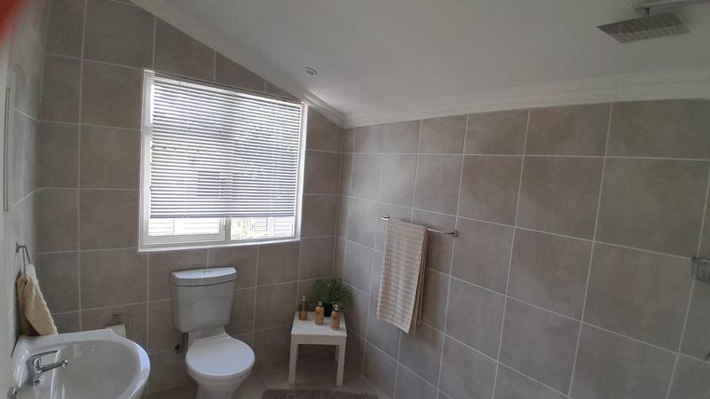 4 Bedroom Property for Sale in Manaba Beach KwaZulu-Natal