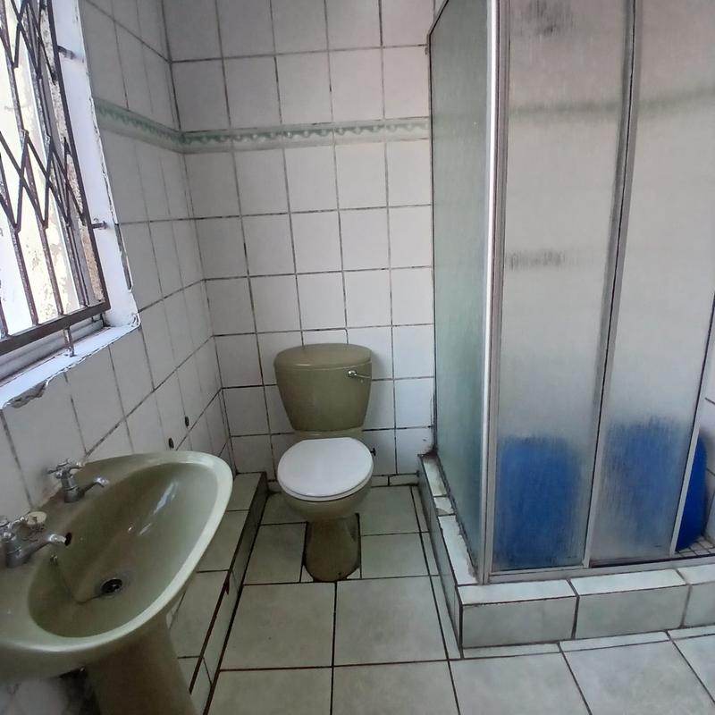 2 Bedroom Property for Sale in Glenwood KwaZulu-Natal