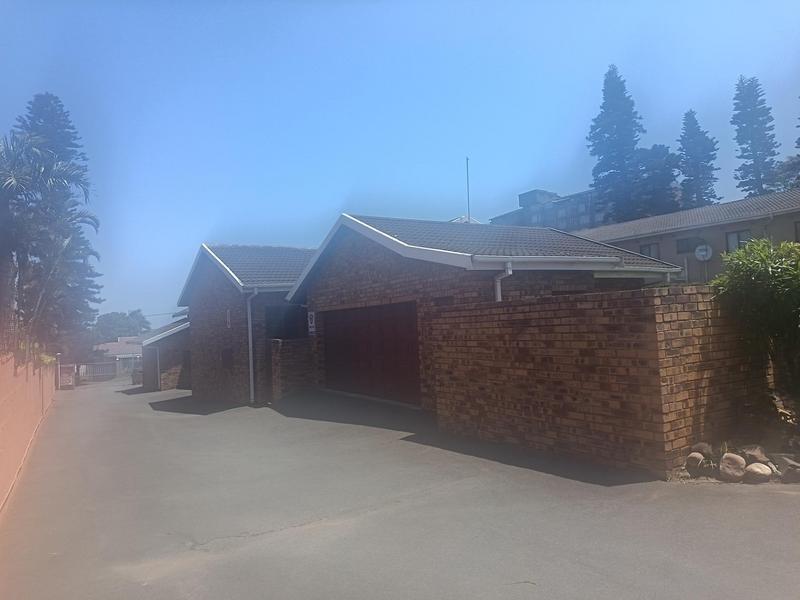3 Bedroom Property for Sale in Montclair KwaZulu-Natal