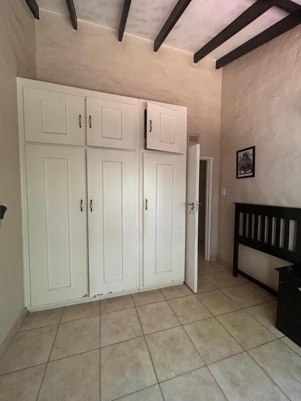 6 Bedroom Property for Sale in Yellowwood Park KwaZulu-Natal