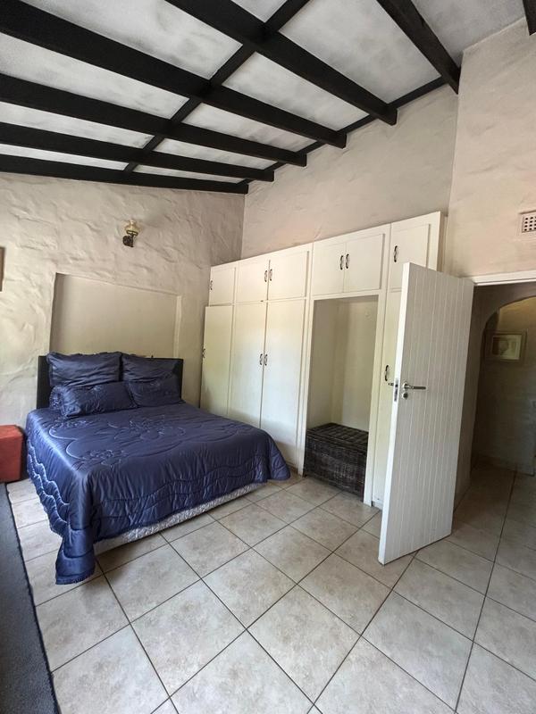 6 Bedroom Property for Sale in Yellowwood Park KwaZulu-Natal