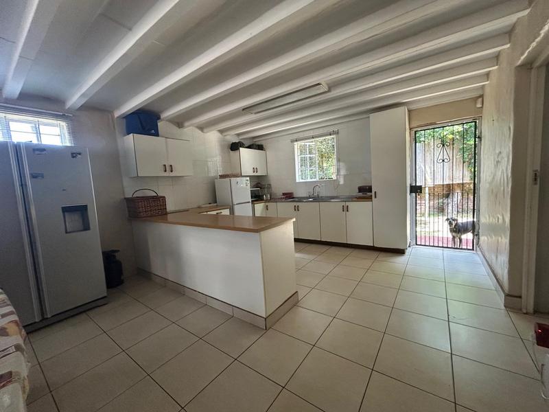 6 Bedroom Property for Sale in Yellowwood Park KwaZulu-Natal