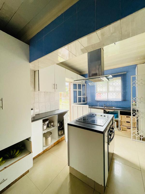 2 Bedroom Property for Sale in Umlazi KwaZulu-Natal