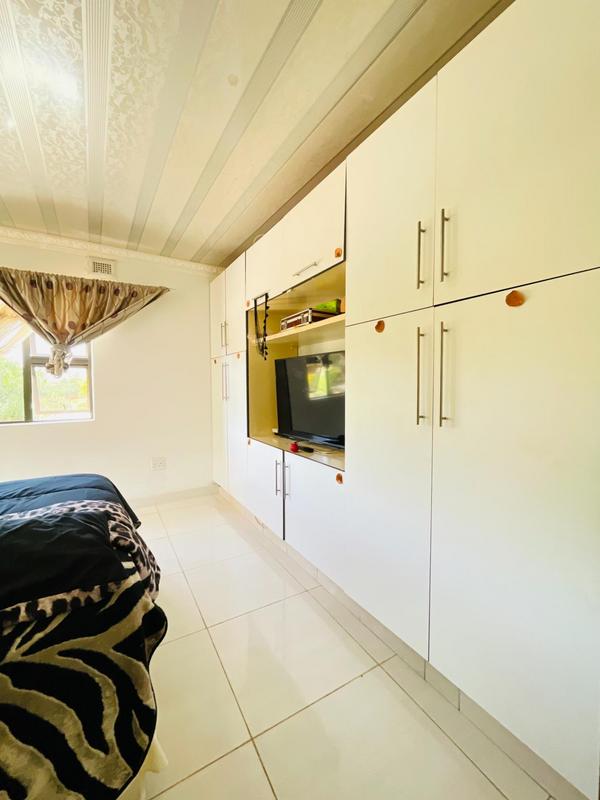 4 Bedroom Property for Sale in Umgababa KwaZulu-Natal