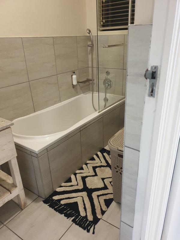 To Let 3 Bedroom Property for Rent in Anerley KwaZulu-Natal