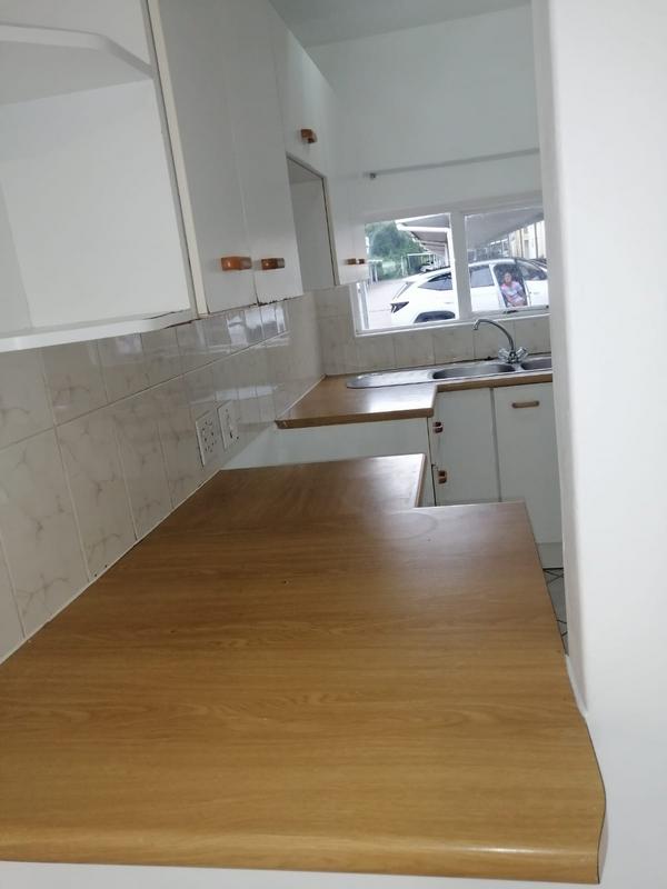 To Let 2 Bedroom Property for Rent in Morningside KwaZulu-Natal