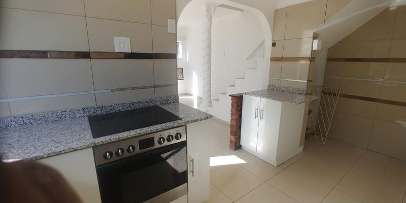 To Let 3 Bedroom Property for Rent in Newlands East KwaZulu-Natal