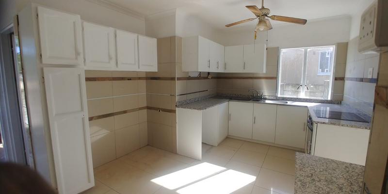 To Let 3 Bedroom Property for Rent in Newlands East KwaZulu-Natal