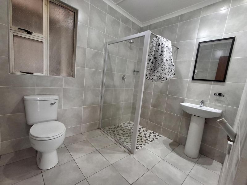 To Let 2 Bedroom Property for Rent in Umhlatuzana KwaZulu-Natal