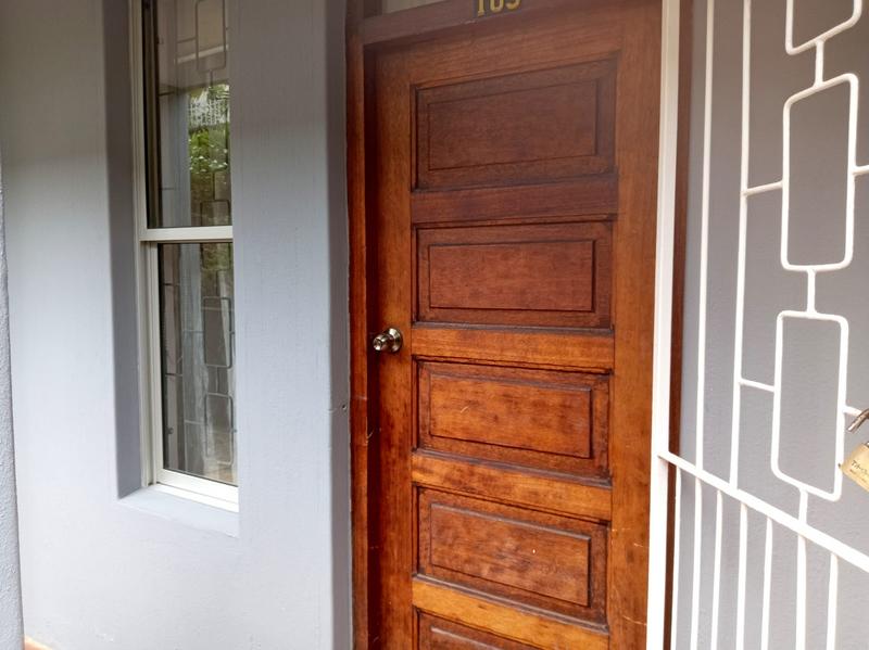 2 Bedroom Property for Sale in Freeland Park KwaZulu-Natal