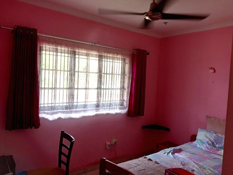 2 Bedroom Property for Sale in Scottburgh KwaZulu-Natal