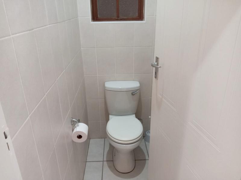 2 Bedroom Property for Sale in Scottburgh KwaZulu-Natal