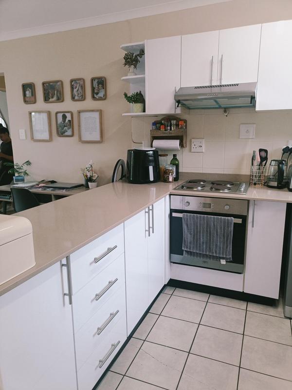 1 Bedroom Property for Sale in Hillcrest KwaZulu-Natal